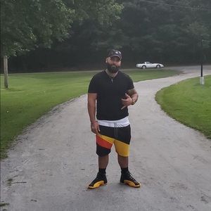 Meet your Posher, Nicholas